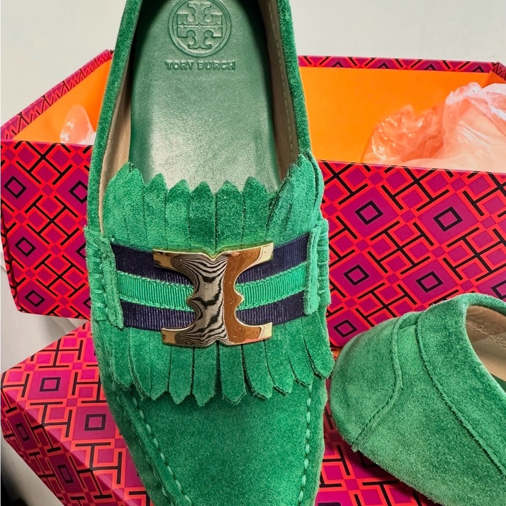 Tory Burch Vibrant Green Suede Women’s Loafers.